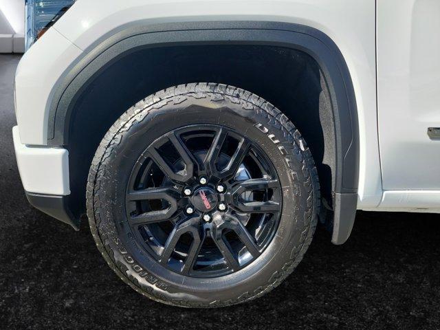 new 2026 GMC Sierra 1500 car, priced at $48,895