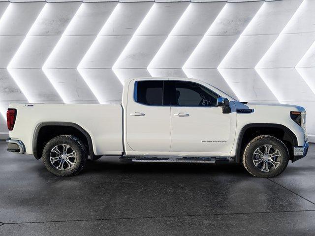 new 2025 GMC Sierra 1500 car, priced at $54,350