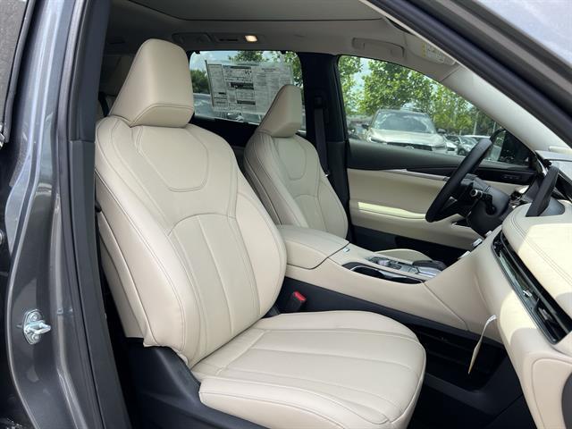 new 2025 INFINITI QX60 car, priced at $60,826