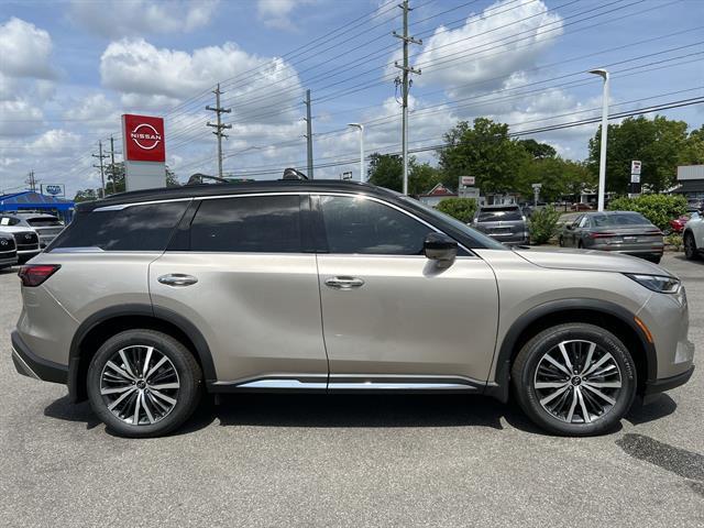 new 2025 INFINITI QX60 car, priced at $65,456