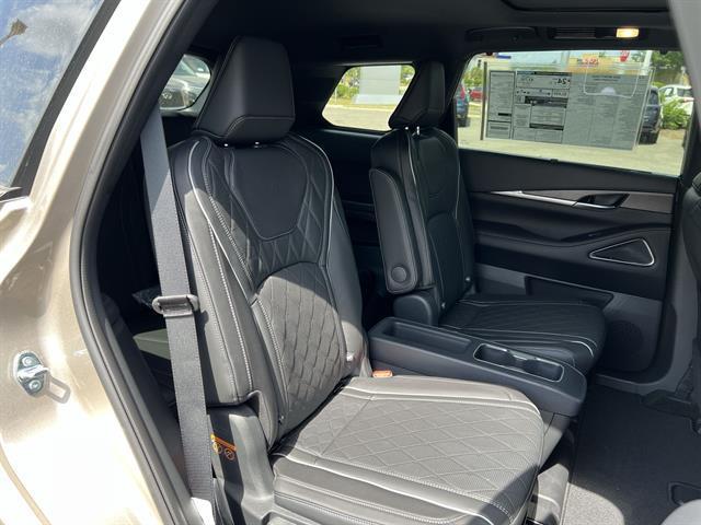 new 2025 INFINITI QX60 car, priced at $65,456