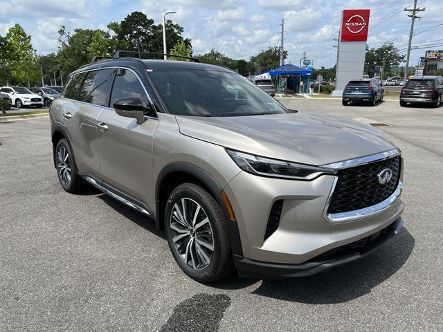 new 2025 INFINITI QX60 car, priced at $65,456