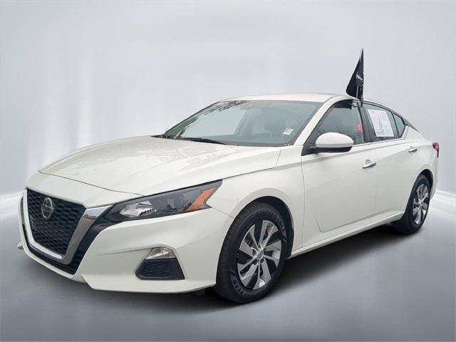 used 2022 Nissan Altima car, priced at $17,990