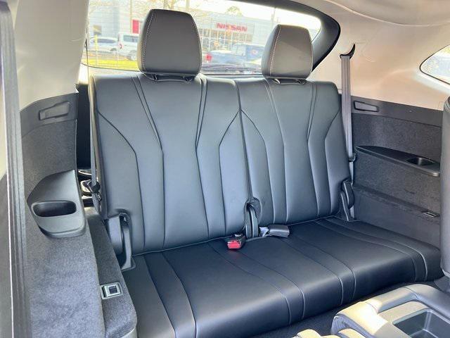 used 2023 Acura MDX car, priced at $42,490