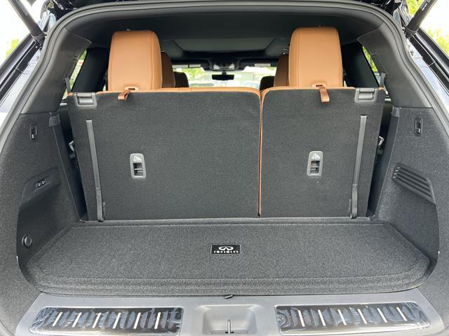 new 2025 INFINITI QX60 car, priced at $65,456