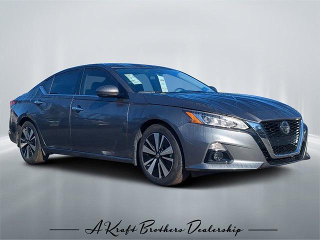 used 2022 Nissan Altima car, priced at $24,500