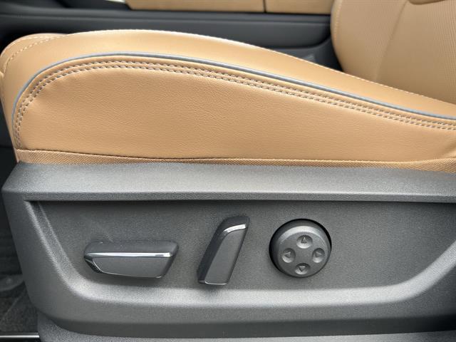 new 2025 INFINITI QX80 car, priced at $87,999