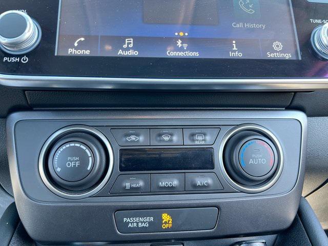 used 2022 Nissan Leaf car, priced at $16,490
