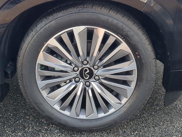 new 2025 INFINITI QX80 car, priced at $95,200