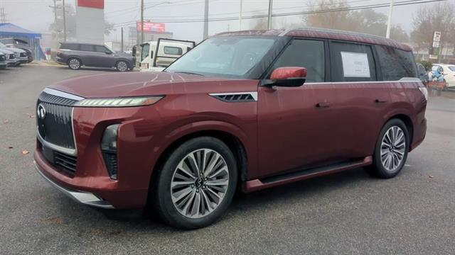 new 2025 INFINITI QX80 car, priced at $102,640