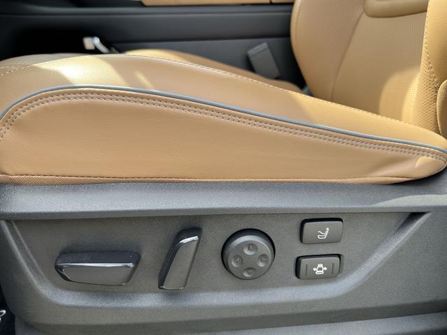 new 2025 INFINITI QX80 car, priced at $97,531