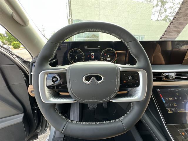 new 2025 INFINITI QX80 car, priced at $97,531