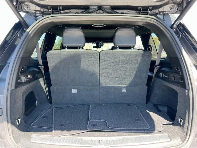 used 2023 Jeep Grand Cherokee L car, priced at $49,989