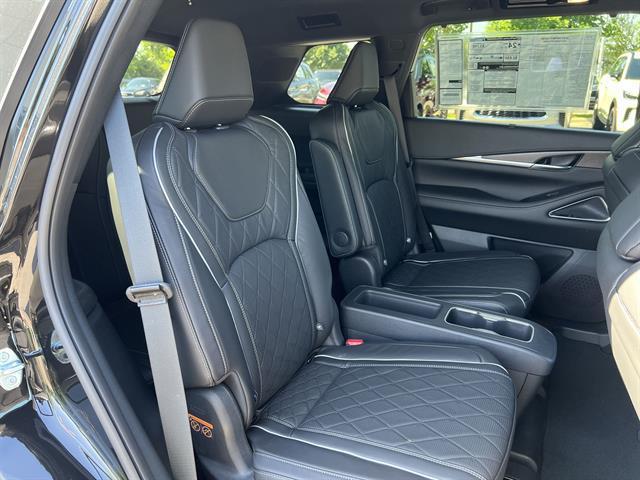 new 2025 INFINITI QX60 car, priced at $64,283