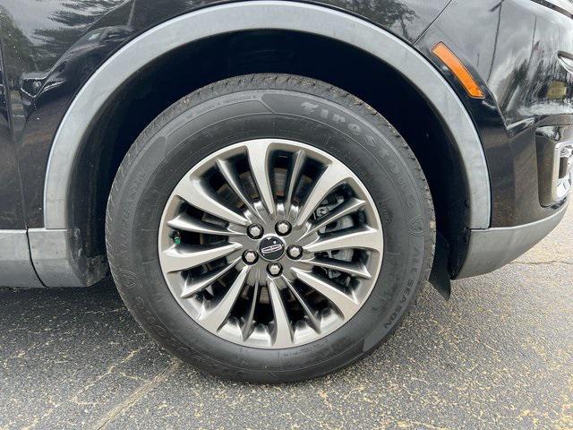 used 2019 Lincoln Nautilus car, priced at $23,694
