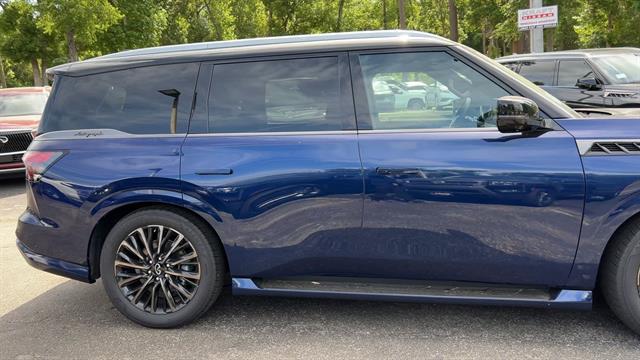 new 2025 INFINITI QX80 car, priced at $108,001