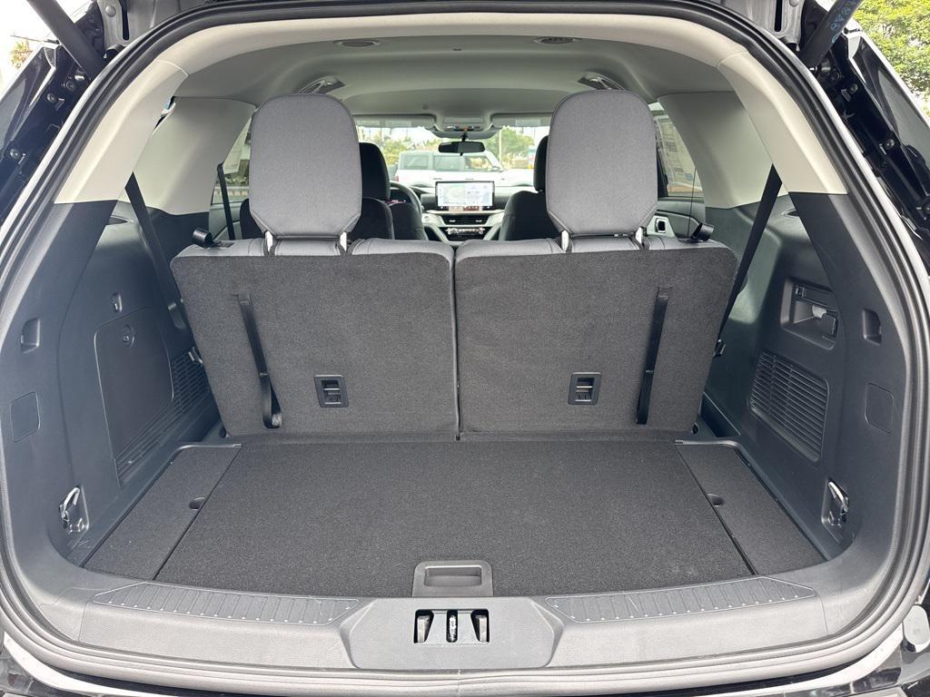 new 2025 Ford Explorer car, priced at $42,145