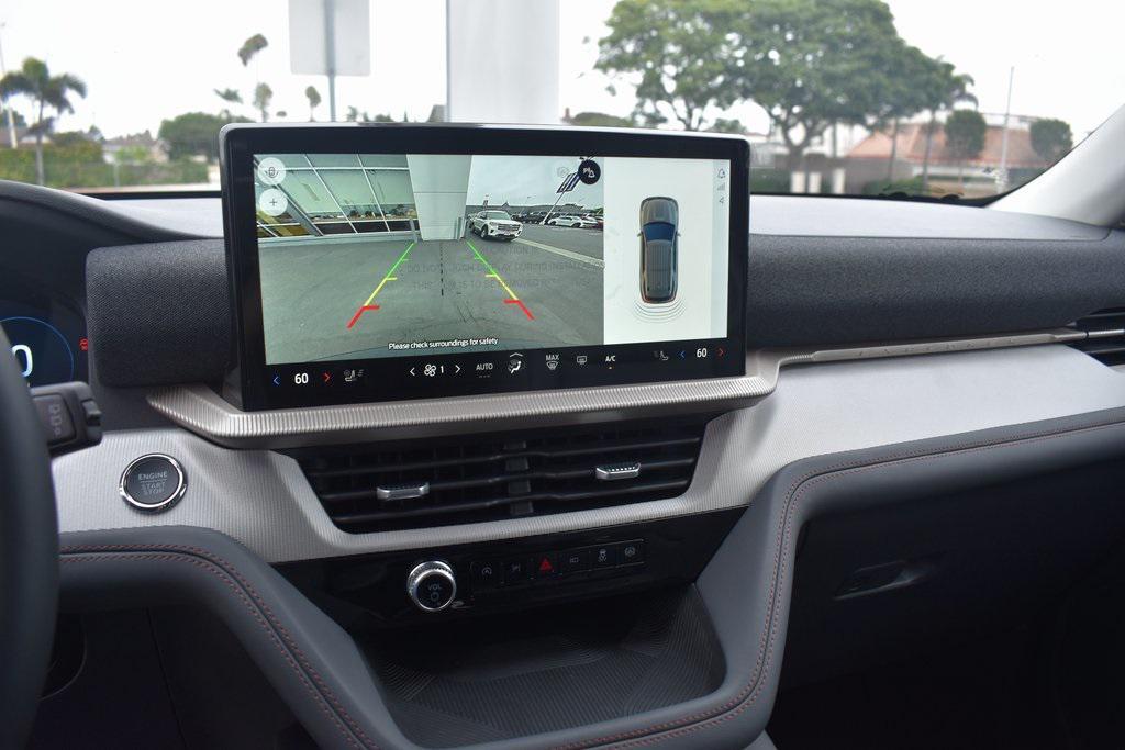 new 2025 Ford Explorer car, priced at $46,460