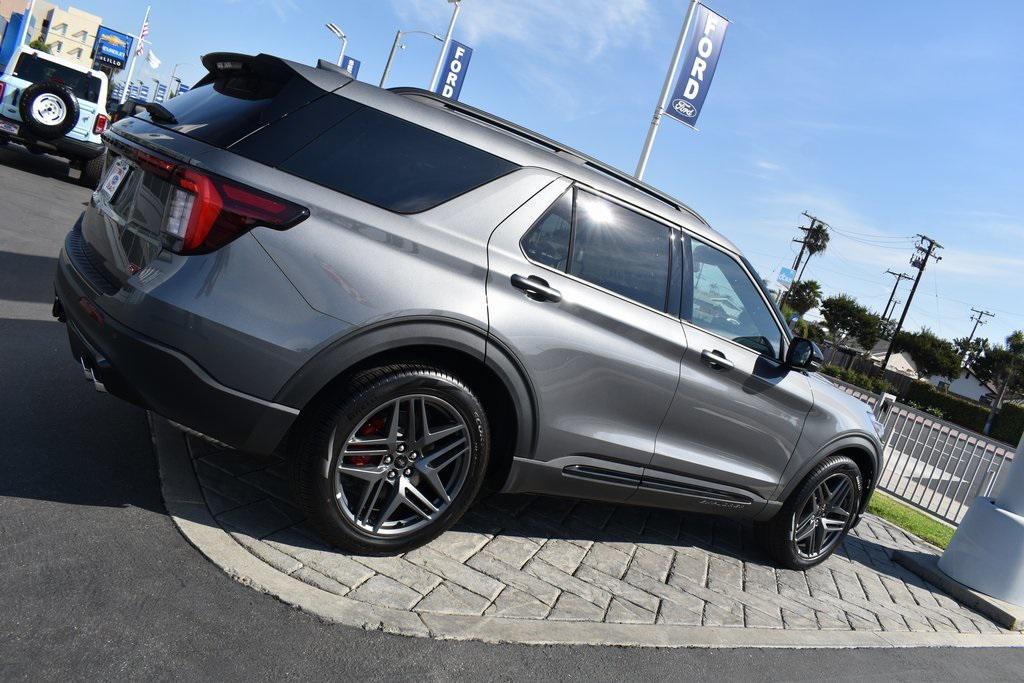 new 2025 Ford Explorer car, priced at $61,860