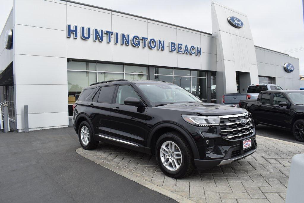new 2025 Ford Explorer car, priced at $45,665
