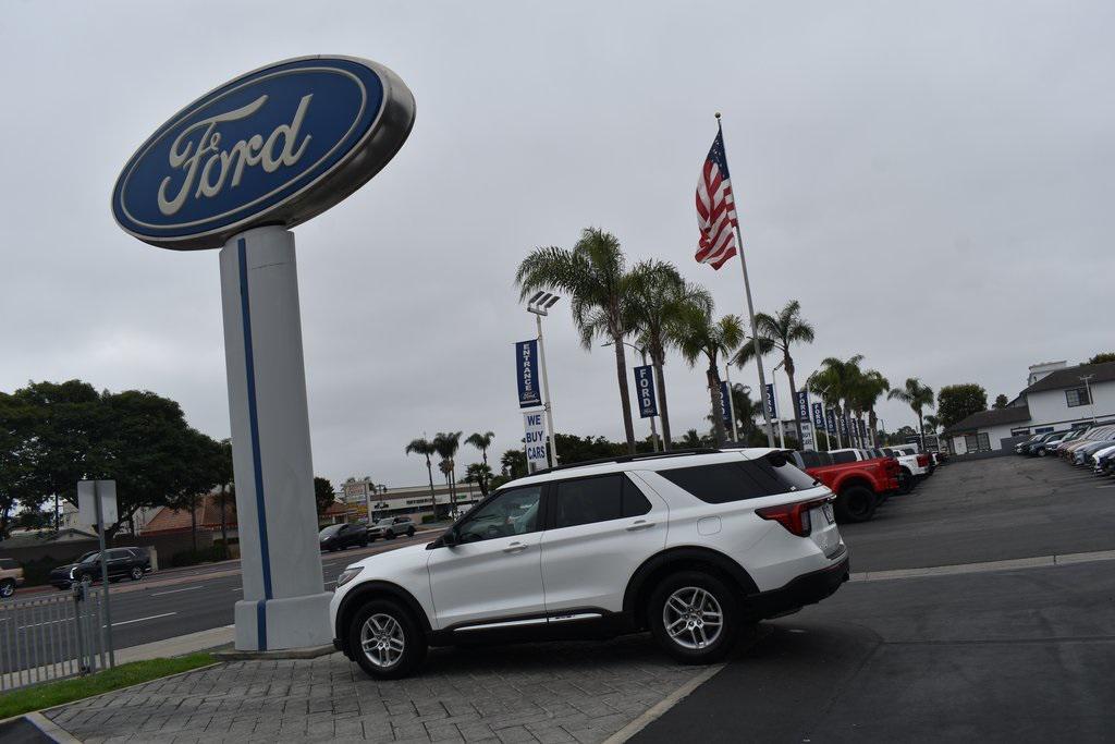 new 2025 Ford Explorer car, priced at $42,575