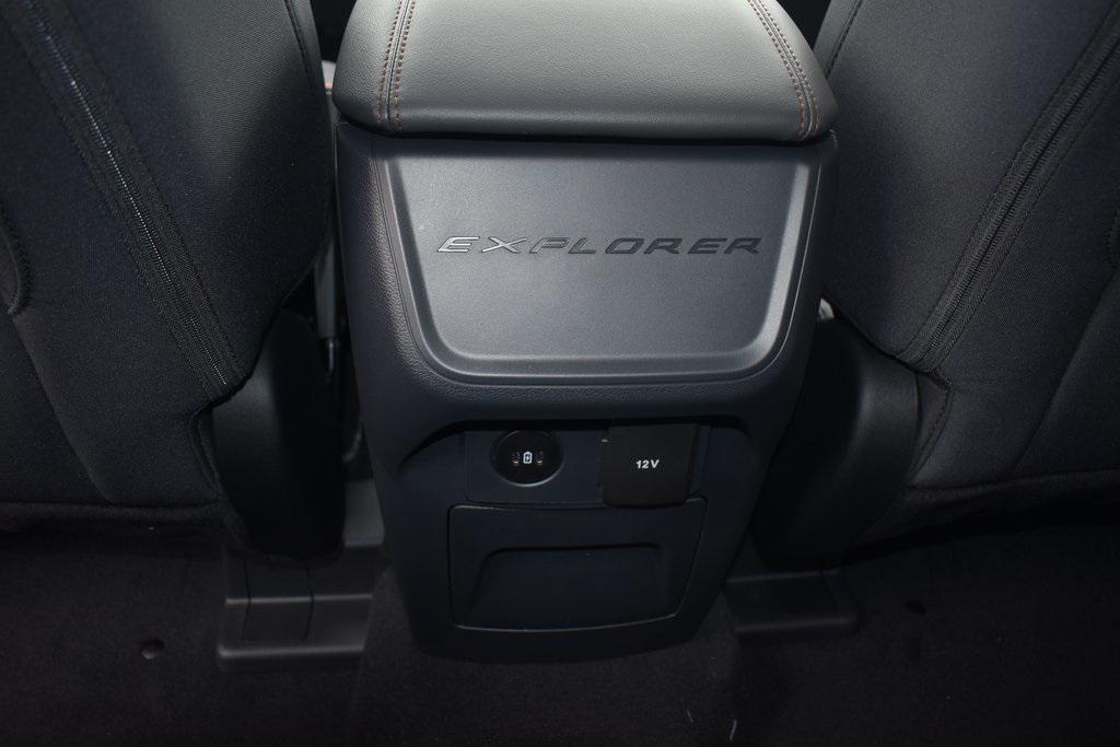 new 2025 Ford Explorer car, priced at $42,575