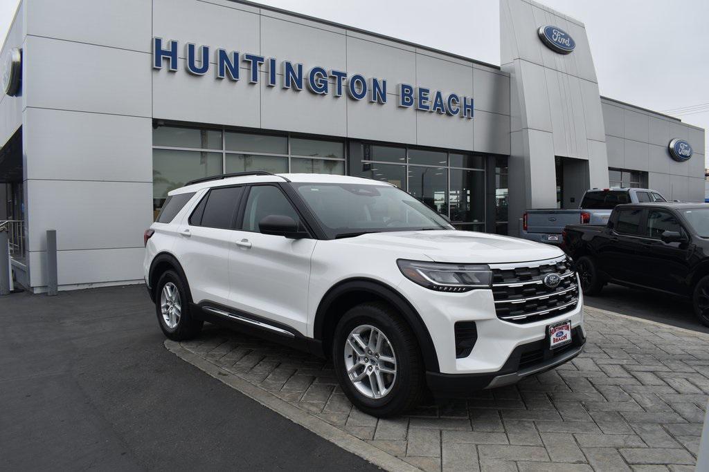 new 2025 Ford Explorer car, priced at $42,575