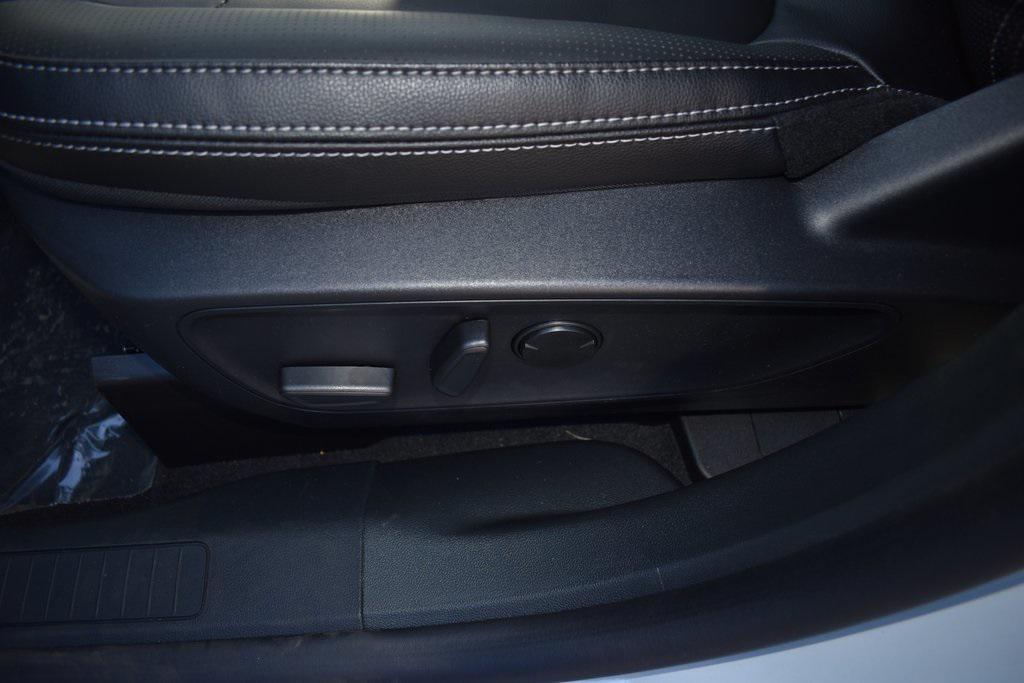 new 2025 Ford Escape PHEV car, priced at $44,425