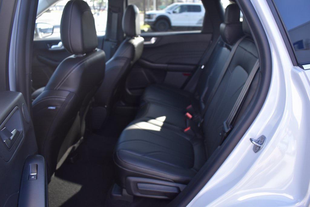 new 2025 Ford Escape PHEV car, priced at $44,425