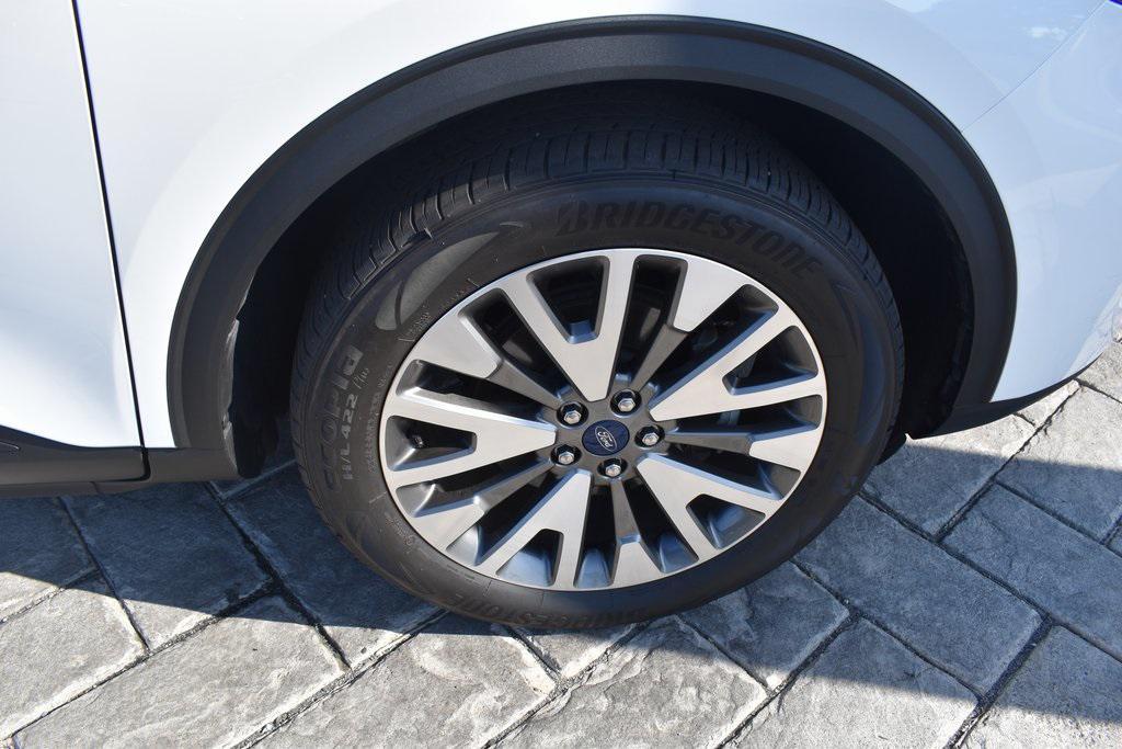 used 2022 Ford Escape car, priced at $26,990