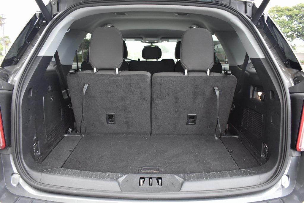 used 2022 Ford Explorer car, priced at $29,490