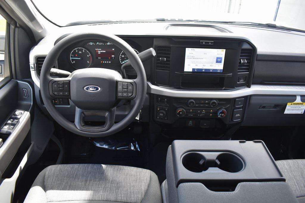 new 2025 Ford F-250 car, priced at $70,770