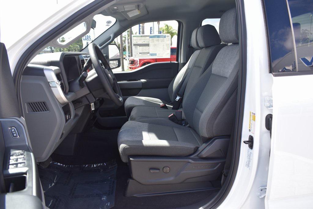 new 2025 Ford F-250 car, priced at $70,770