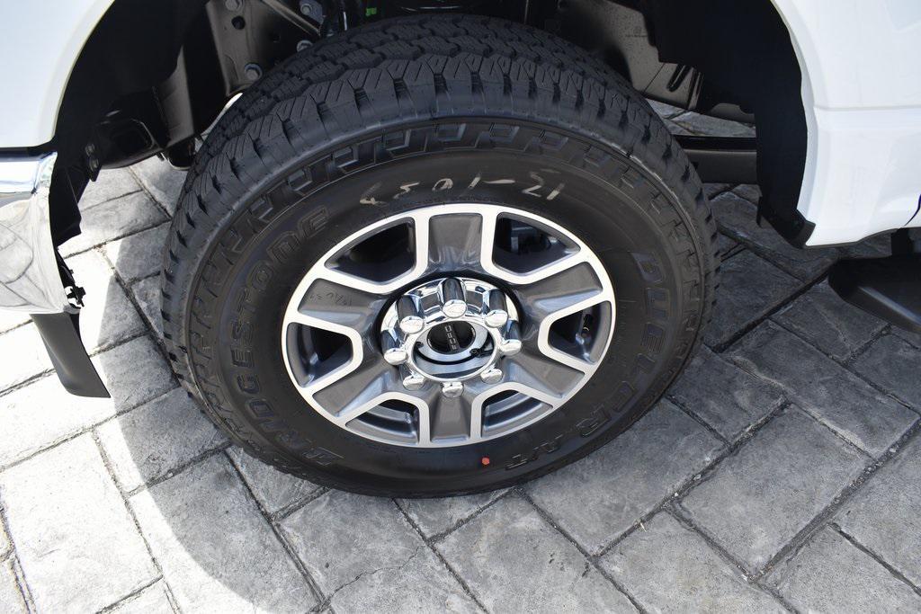 new 2025 Ford F-250 car, priced at $70,770