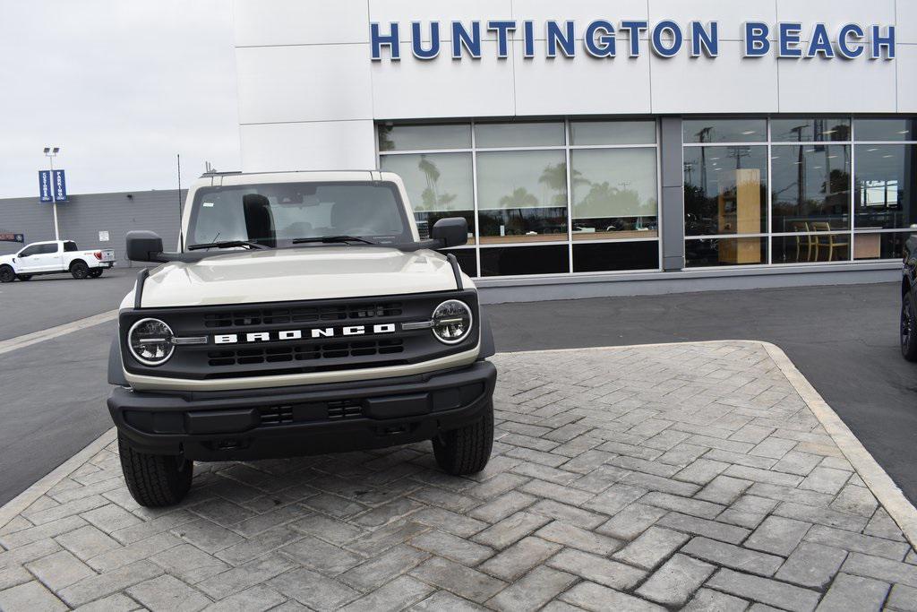 new 2025 Ford Bronco car, priced at $47,695