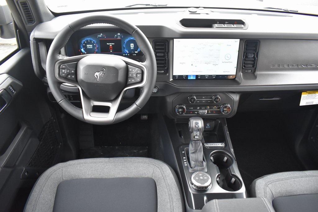 new 2025 Ford Bronco car, priced at $47,695