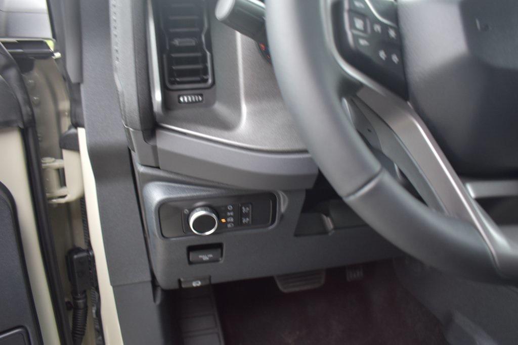 new 2025 Ford Bronco car, priced at $47,695