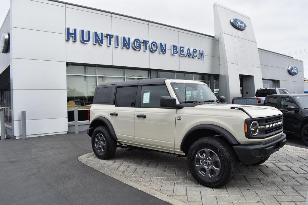 new 2025 Ford Bronco car, priced at $47,695