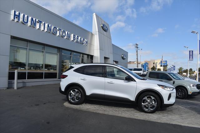 new 2025 Ford Escape car, priced at $35,475