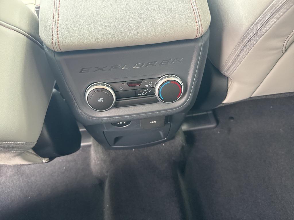 new 2025 Ford Explorer car, priced at $46,460