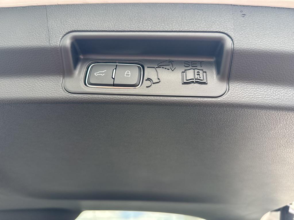 new 2025 Ford Explorer car, priced at $46,460