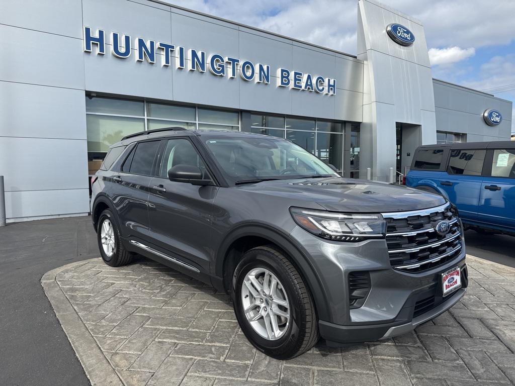 new 2025 Ford Explorer car, priced at $42,145