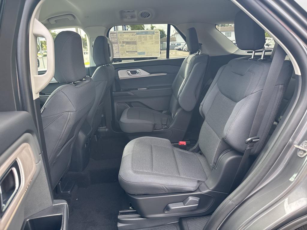 new 2025 Ford Explorer car, priced at $42,145