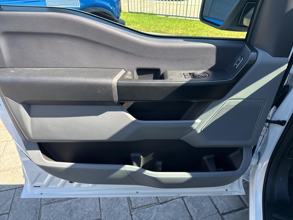 new 2025 Ford F-150 car, priced at $39,645