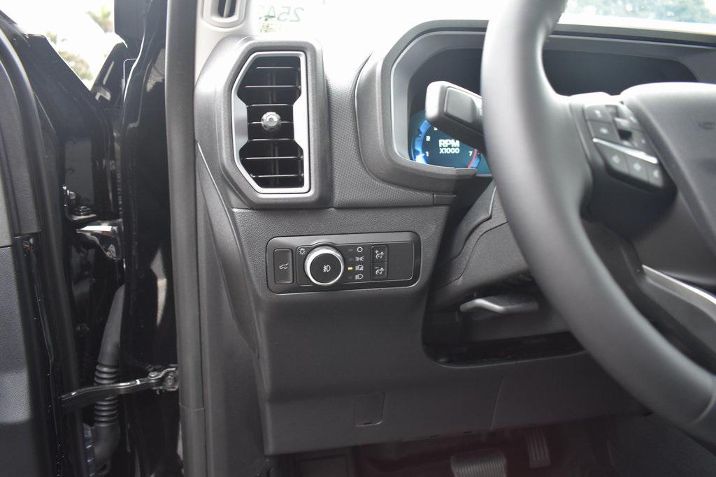 new 2025 Ford Bronco Sport car, priced at $43,700