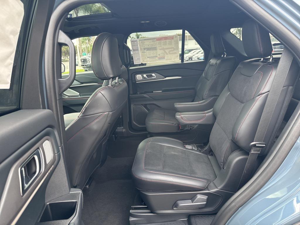new 2025 Ford Explorer car, priced at $62,355