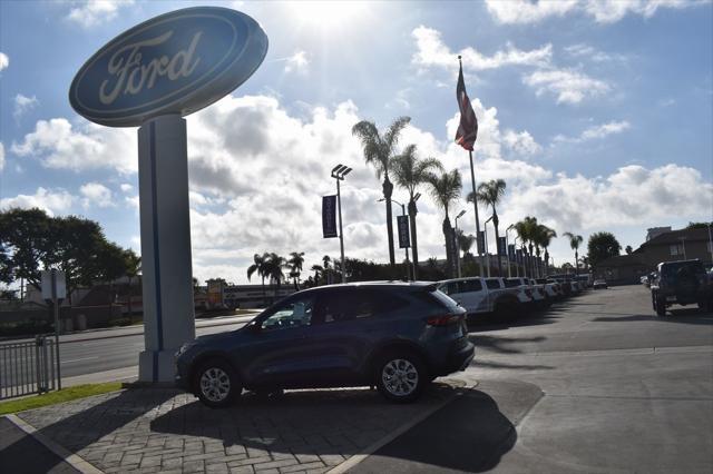 new 2025 Ford Escape car, priced at $31,135