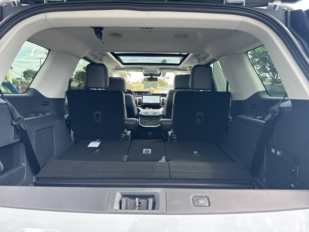 new 2025 Ford Expedition car, priced at $80,255