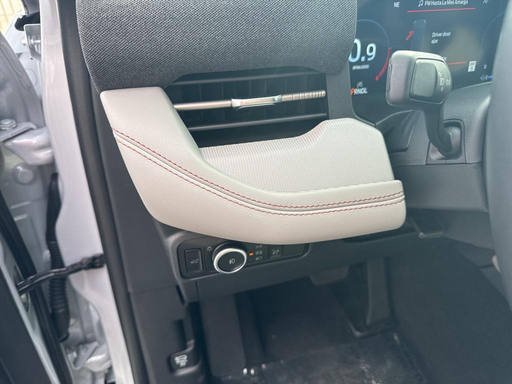 new 2025 Ford Explorer car, priced at $45,665