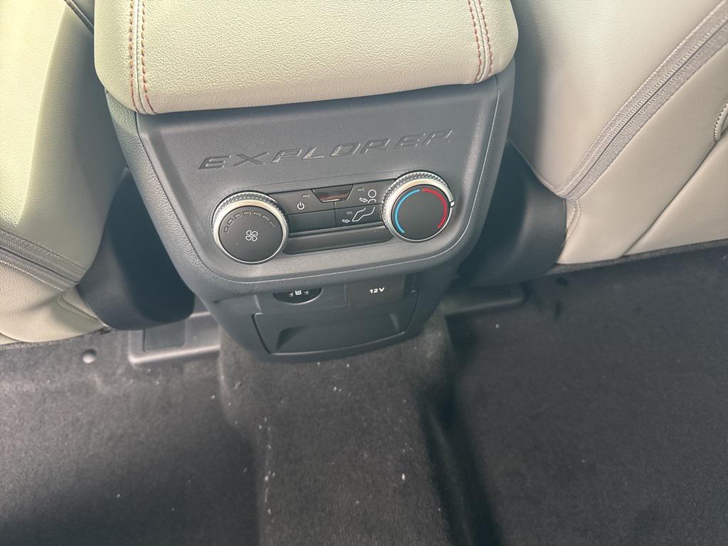 new 2025 Ford Explorer car, priced at $45,665